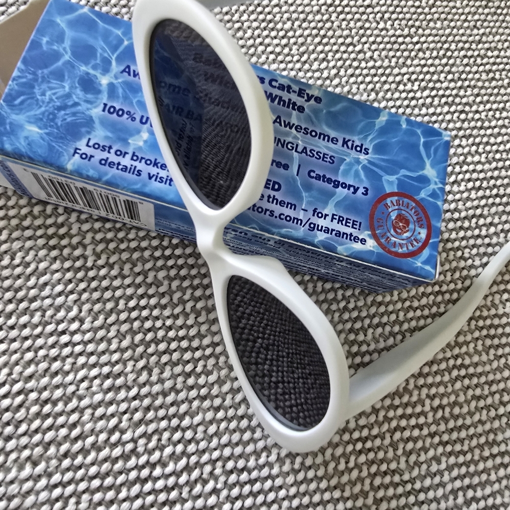 White Cay Eye Babiator Sunglasses Ages 3-5 - Picture 4 of 7